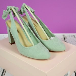 NWT Mint Slingback Heels 7.5